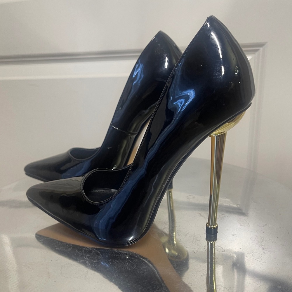 Fashion Nova Black Patent Pointed Toe Pumps with Gold Stiletto Heel
